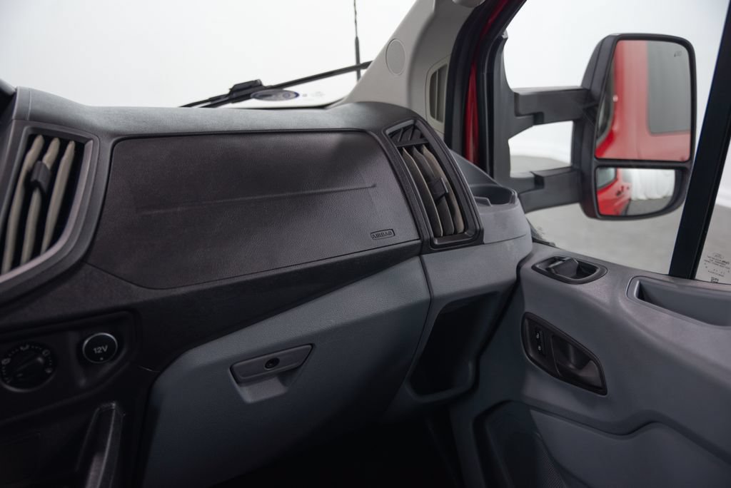 Used 2018 Ford Transit 150 XL RWD image 21