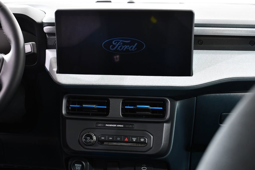 New 2026 Ford Maverick XLT w/ XLT Luxury Package AWD/4WD image 9