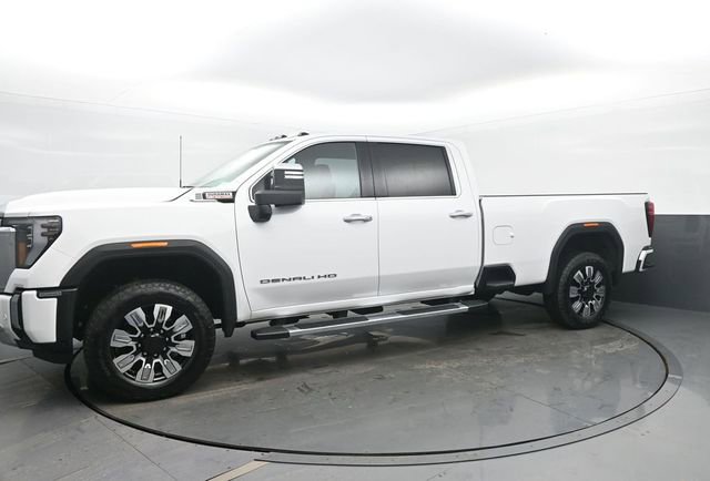 Used 2025 GMC Sierra 2500 Denali w/ Technology Package image 2