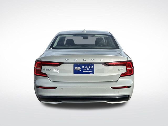 Used 2024 Volvo S60 B5 Plus image 4