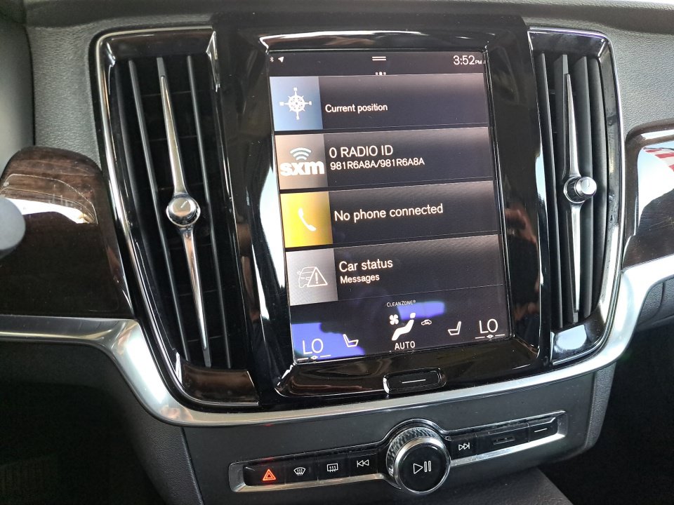Used 2017 Volvo S90 T6 Momentum w/ Vision Package AWD/4WD image 28
