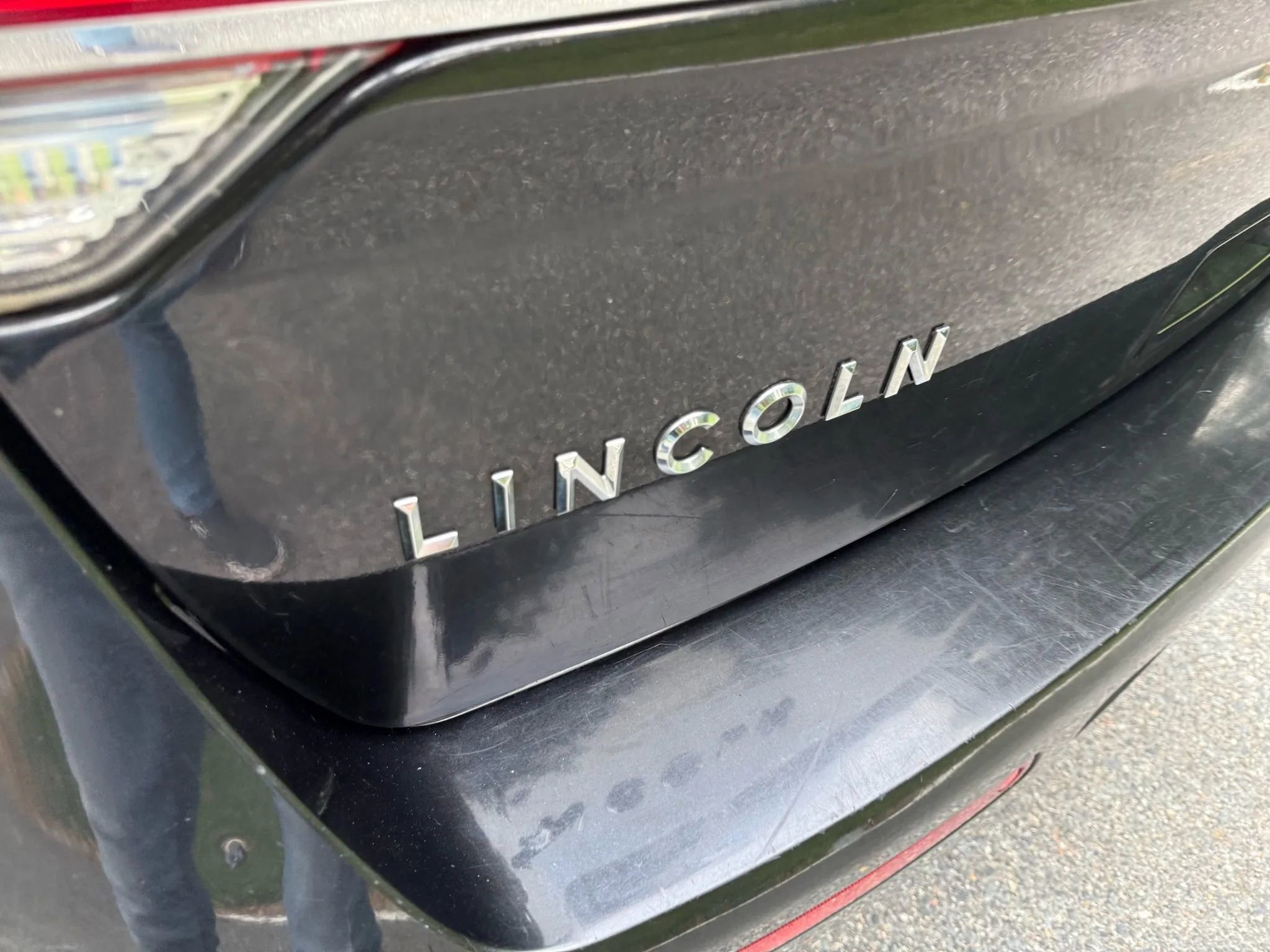 Used 2014 Lincoln MKX AWD w/ Equipment Group 102A image 13