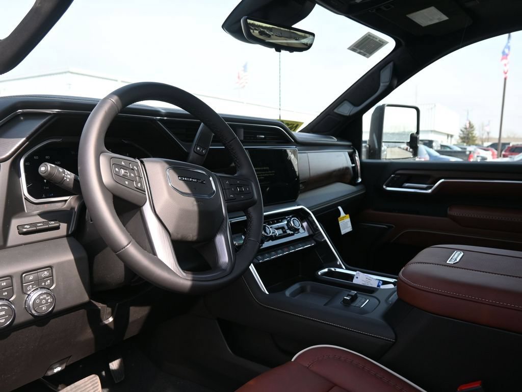 New 2026 GMC Sierra 3500 Denali Ultimate AWD/4WD image 23