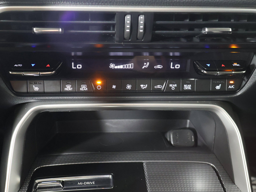 Used 2024 MAZDA CX-90 Plug-In Hybrid w/ Premium Pkg AWD/4WD image 51