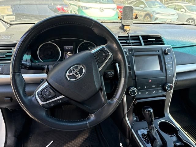 Used 2017 Toyota Camry XLE FWD image 6