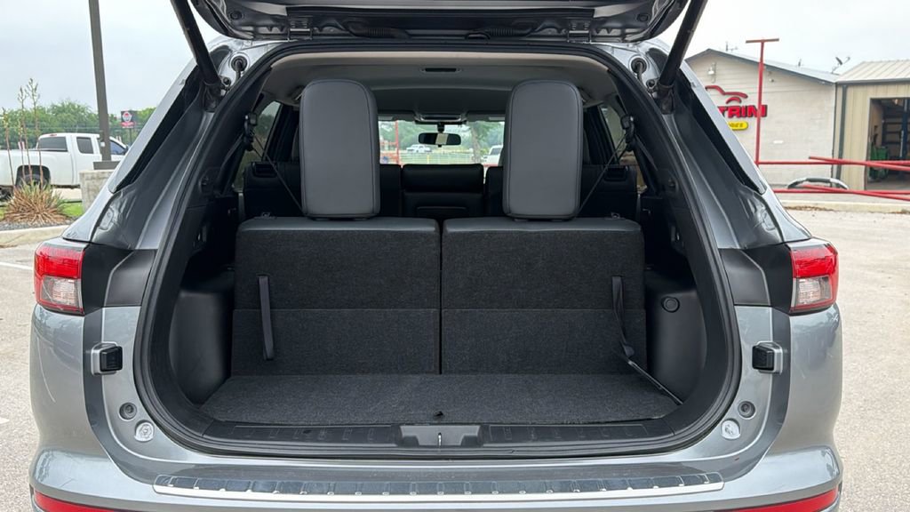 Used 2024 Mitsubishi Outlander SE FWD image 36
