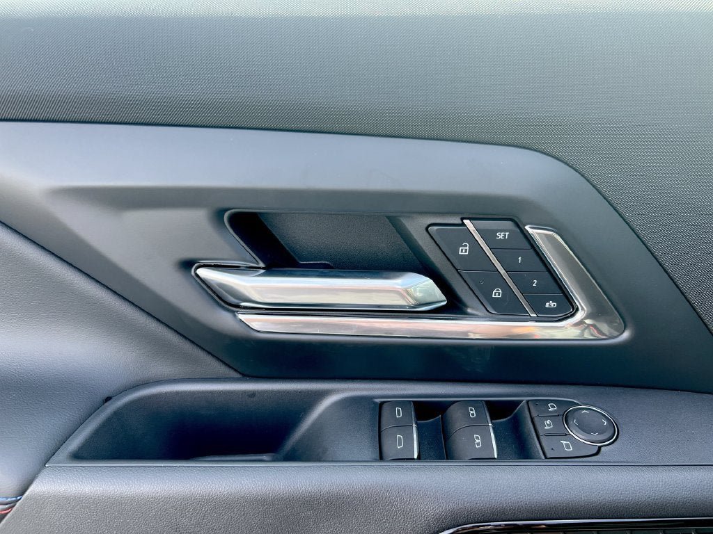 New 2024 Chevrolet Silverado EV RST AWD/4WD image 19