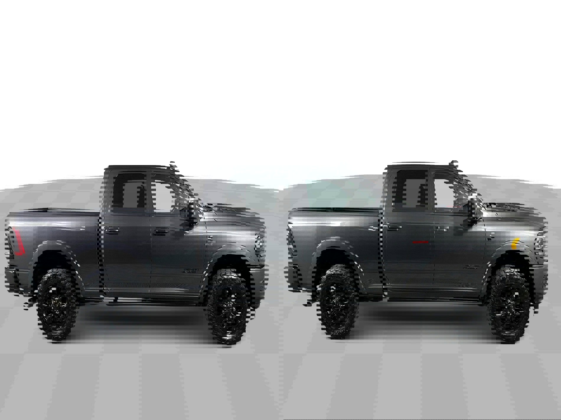 Used 2023 RAM 2500 Limited image 45