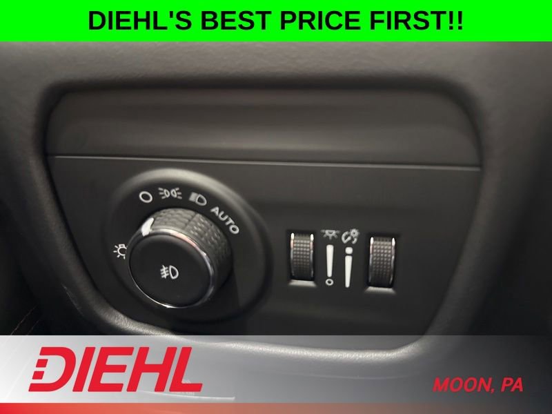 New 2026 Jeep Grand Cherokee Summit AWD/4WD image 28