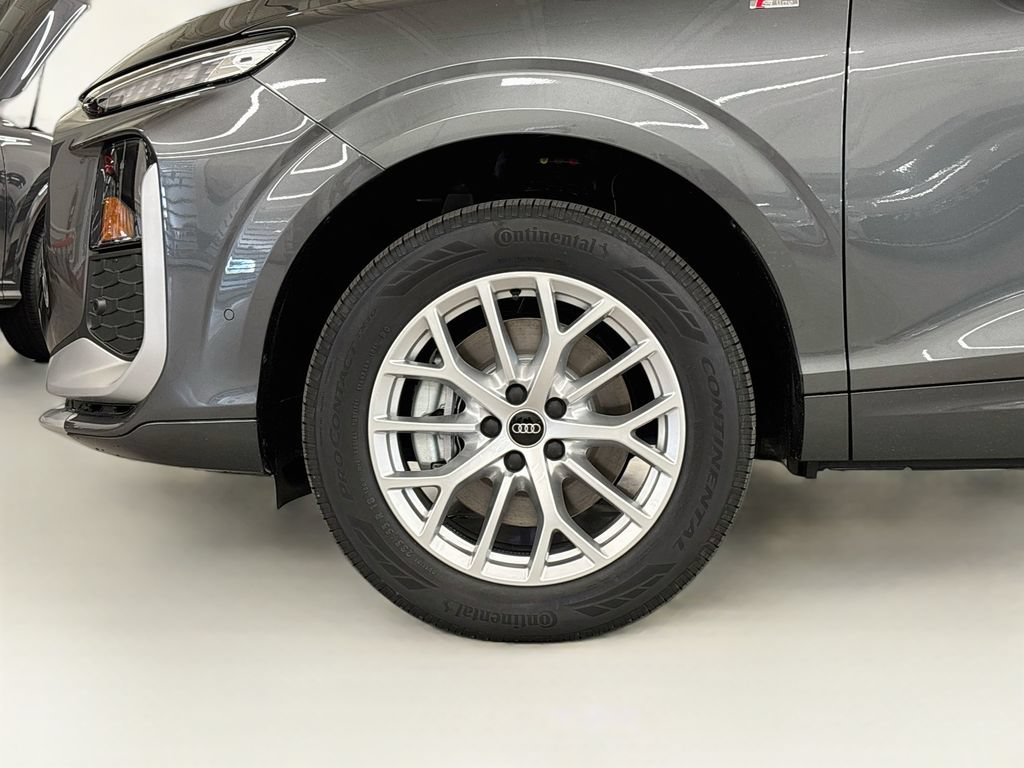 New 2026 Audi Q3 quattro 2.0T AWD/4WD image 25