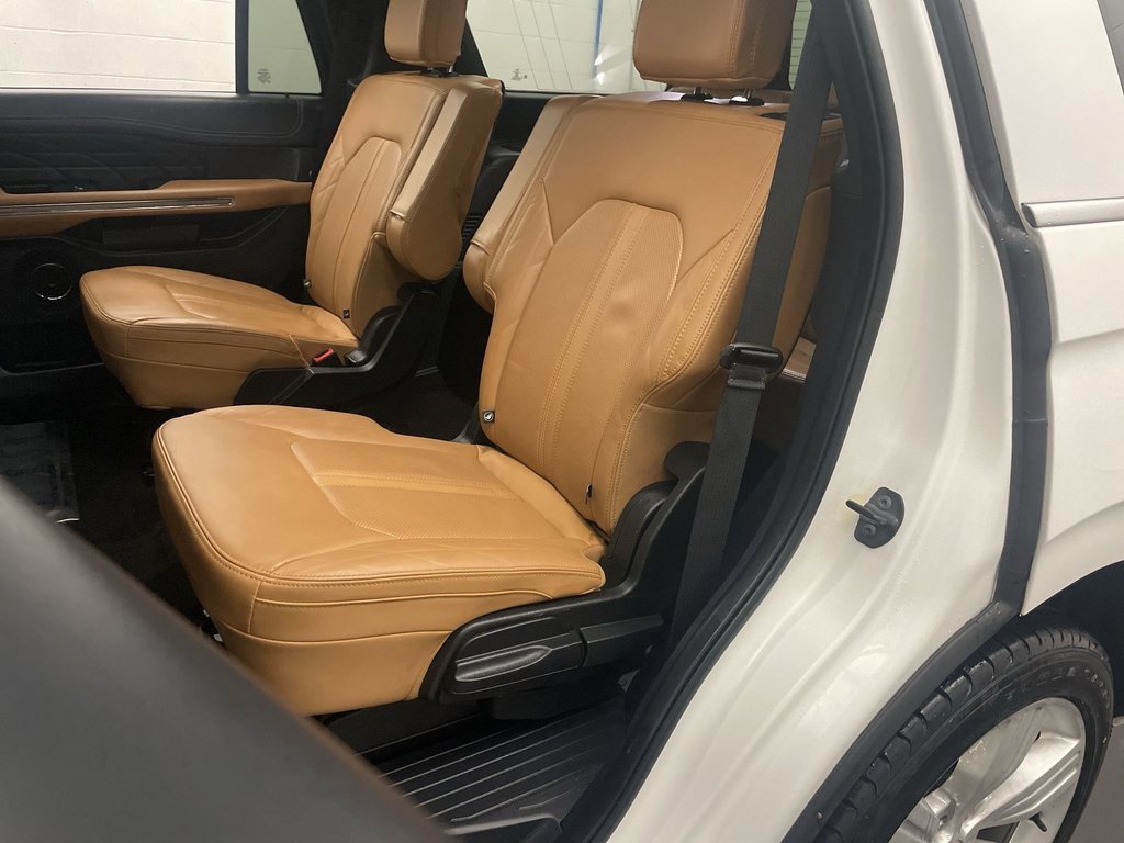 Used 2023 Ford Expedition Platinum image 20