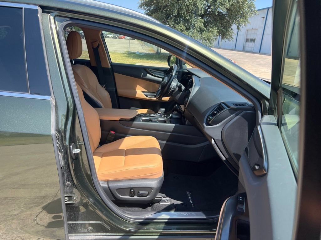 Used 2022 Lexus NX 250 FWD image 18