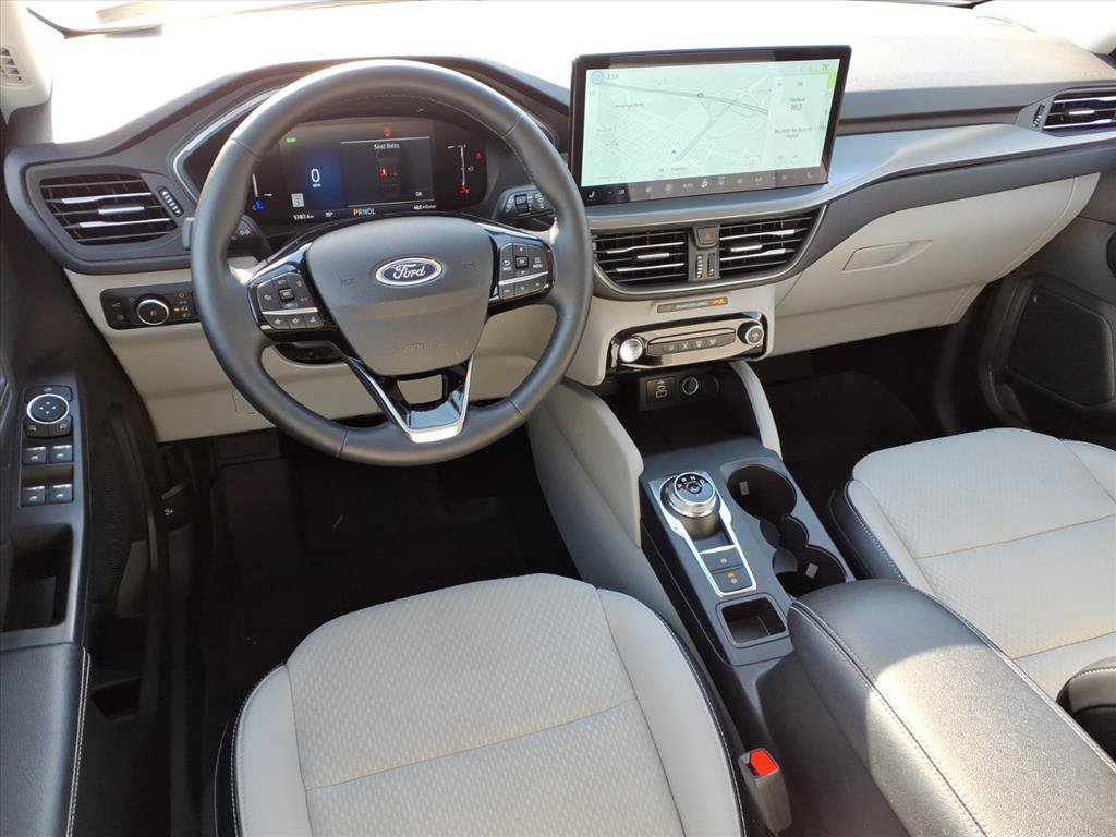 Used 2025 Ford Escape SE FWD image 6