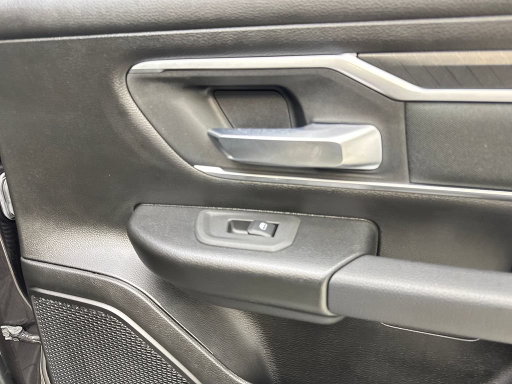 Used 2025 RAM 1500 Big Horn AWD/4WD image 46