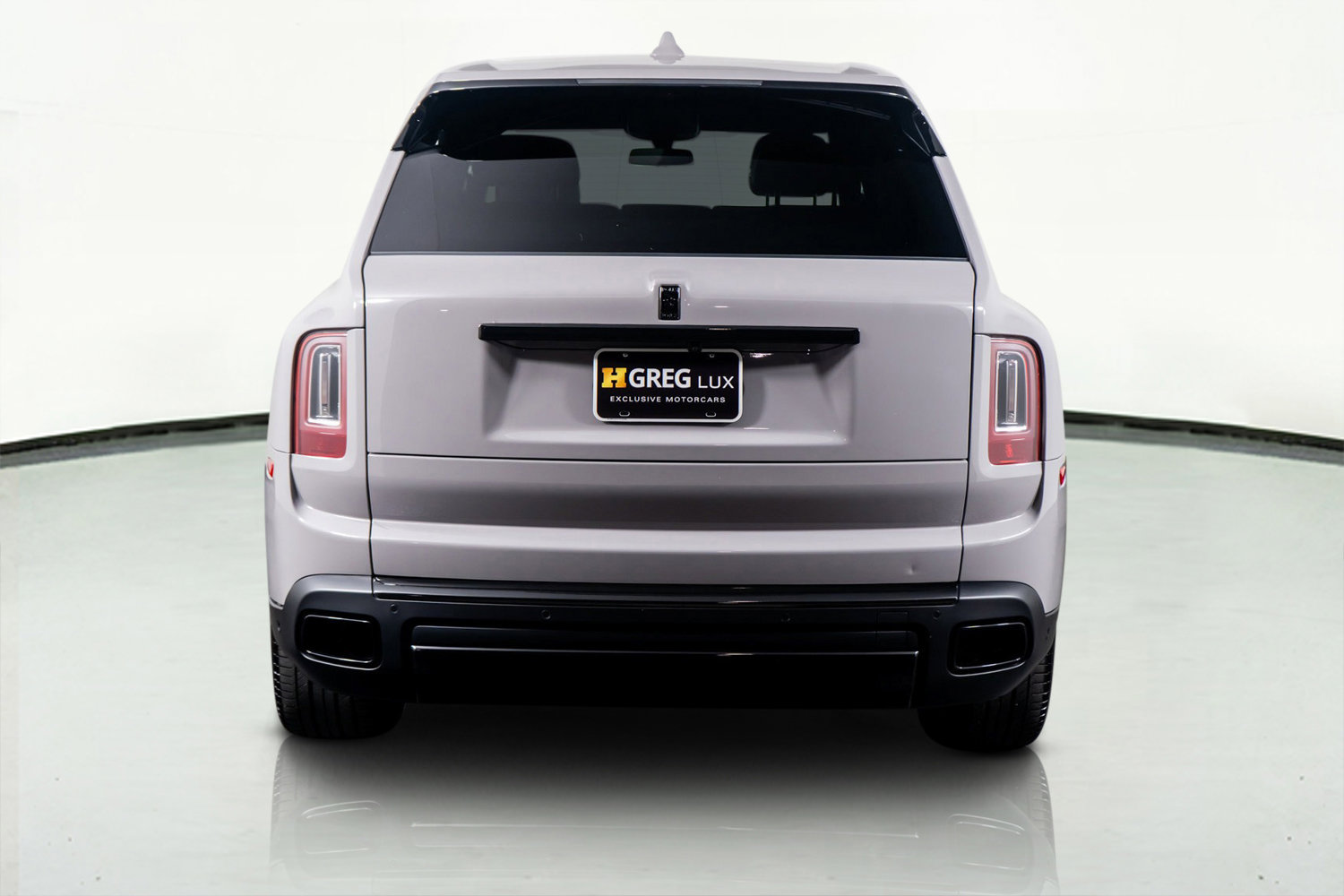 Used 2023 Rolls-Royce Cullinan image 11