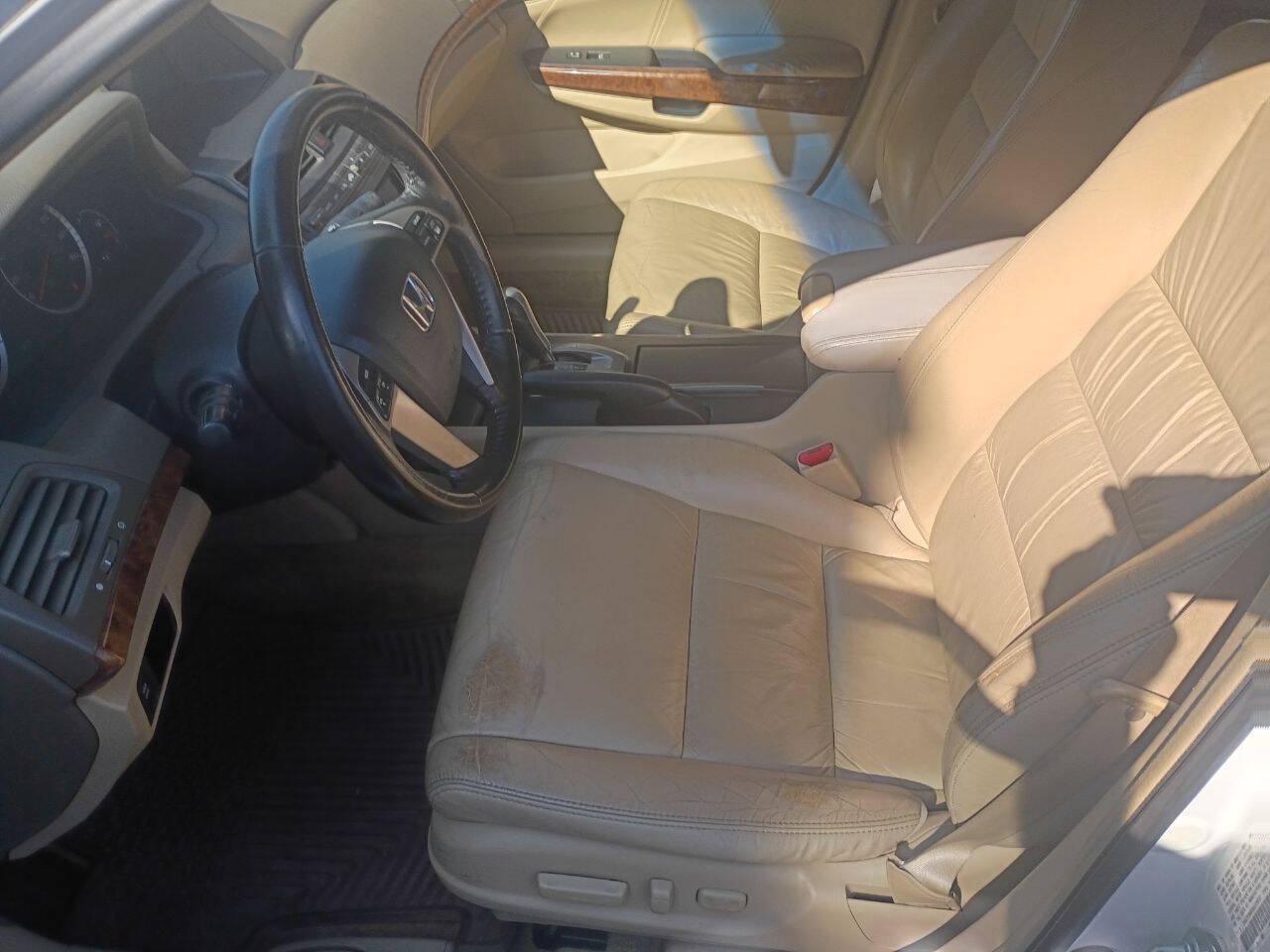 Used 2009 Honda Accord EX-L image 18