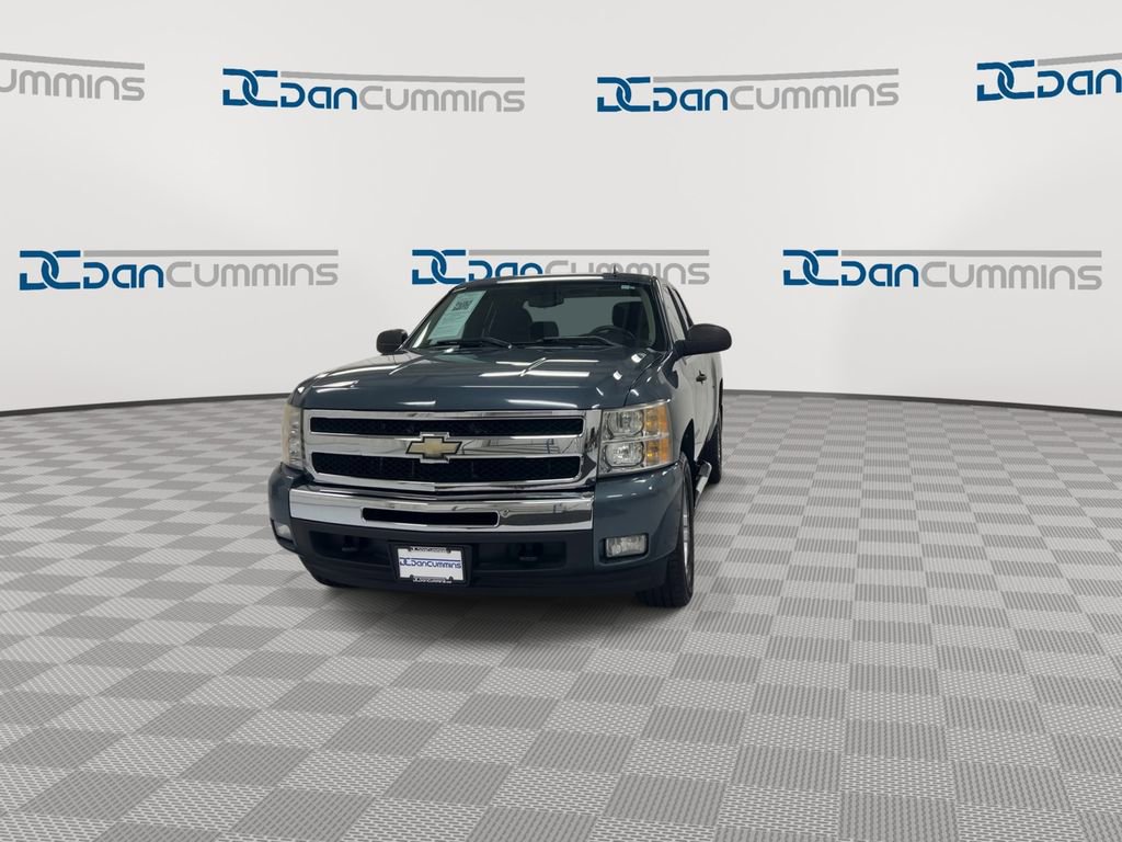 Used 2011 Chevrolet Silverado 1500 LT w/ All-Star Edition image 4