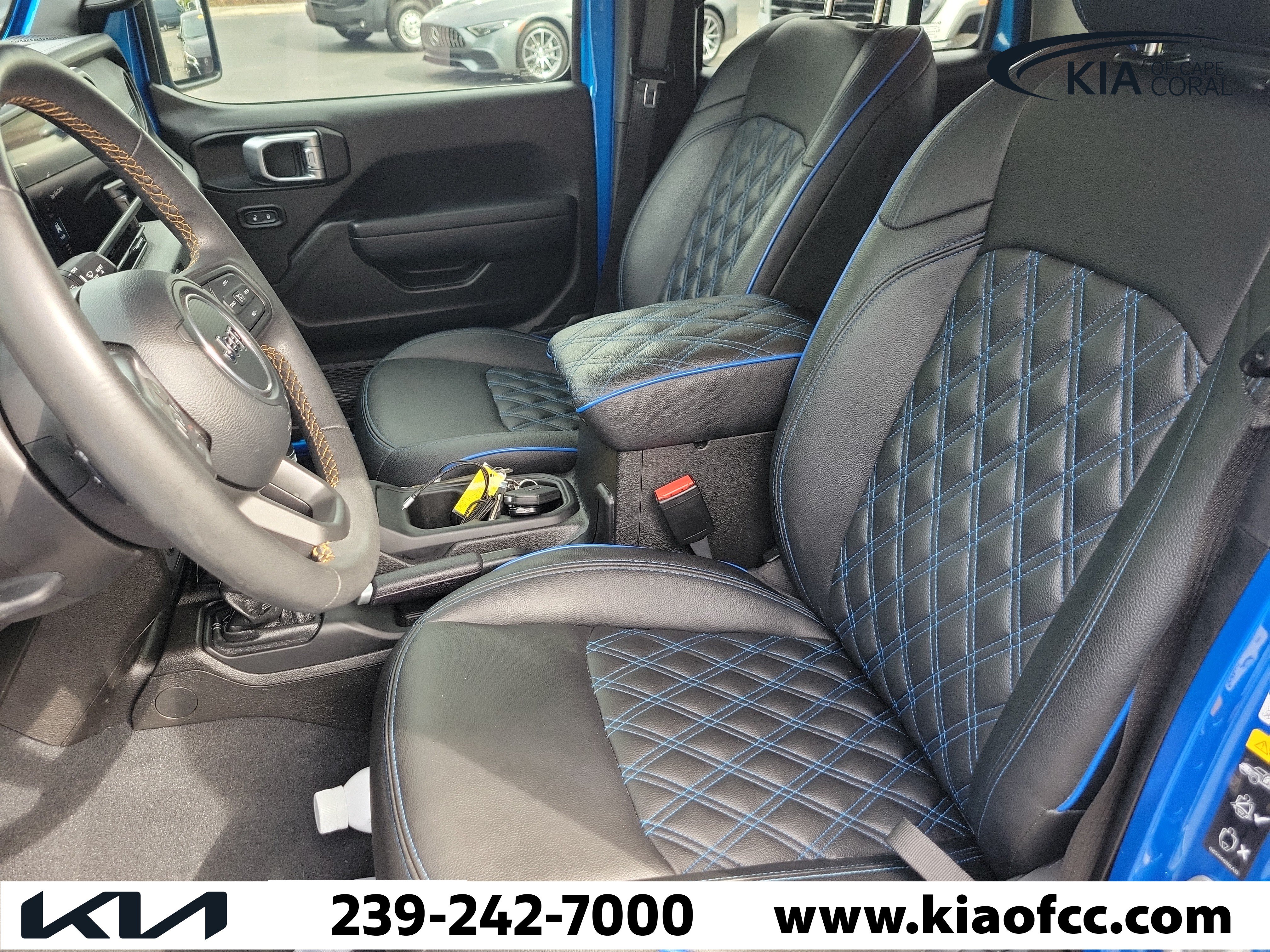 Used 2024 Jeep Gladiator Sport AWD/4WD image 19