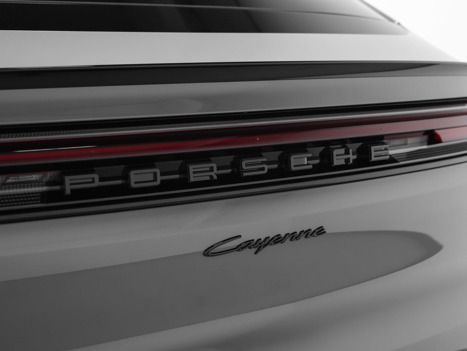 New 2026 Porsche Cayenne Coupe AWD/4WD image 19