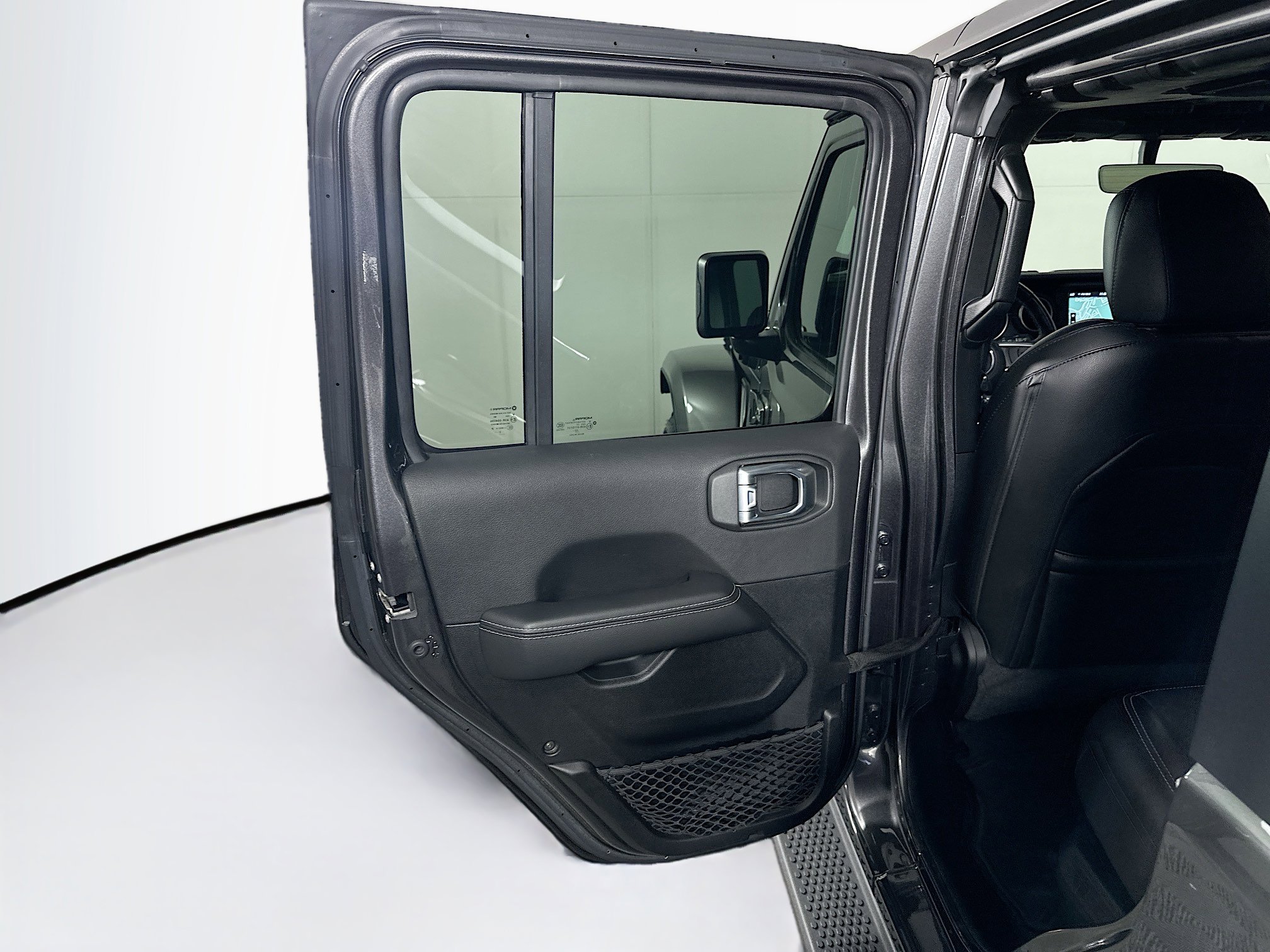 Used 2023 Jeep Wrangler Sahara w/ Cold Weather Group image 25