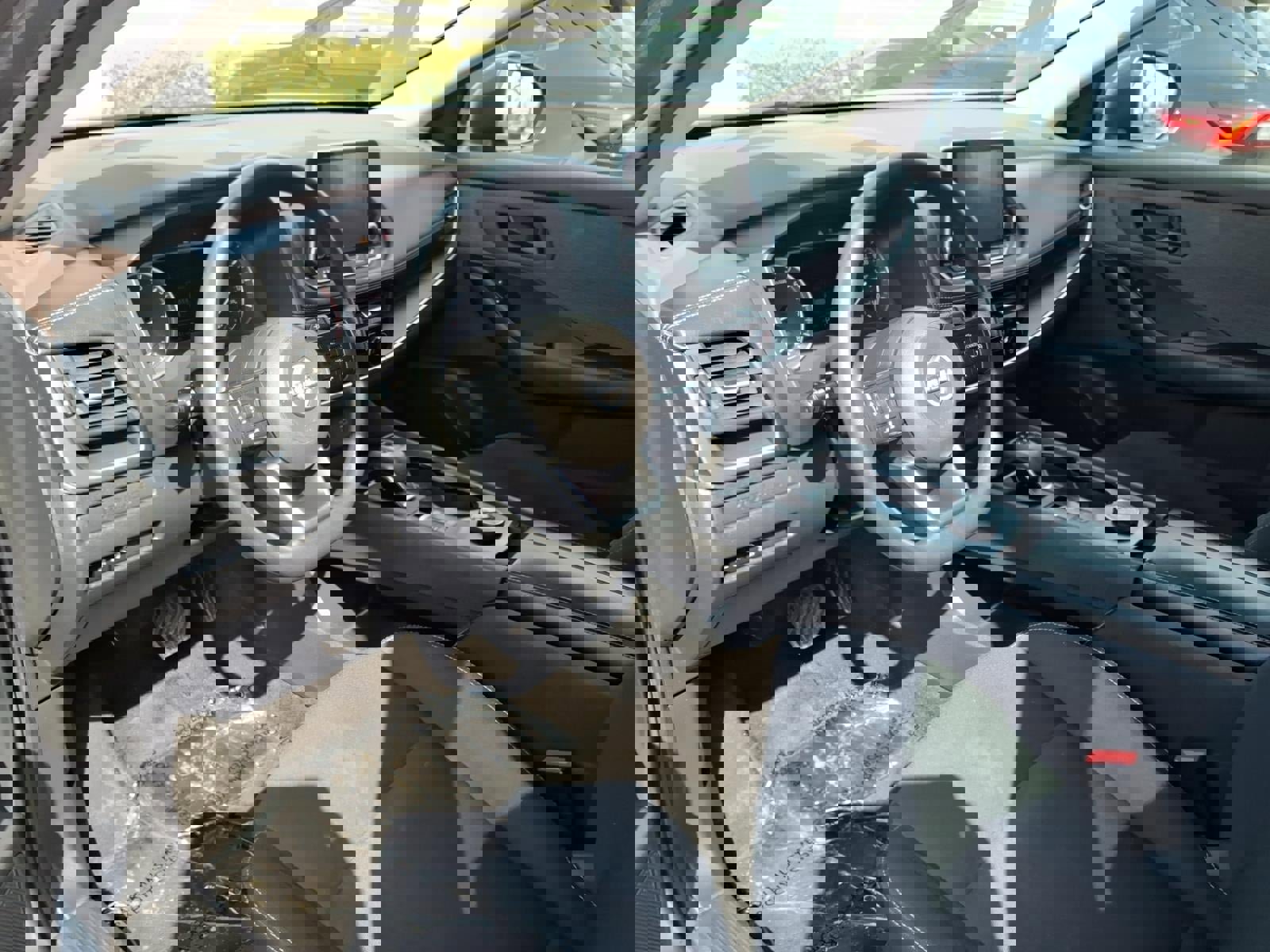 Used 2023 Nissan Rogue S image 7