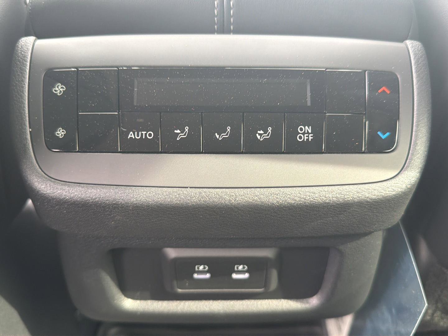New 2026 Nissan Pathfinder SL FWD image 33