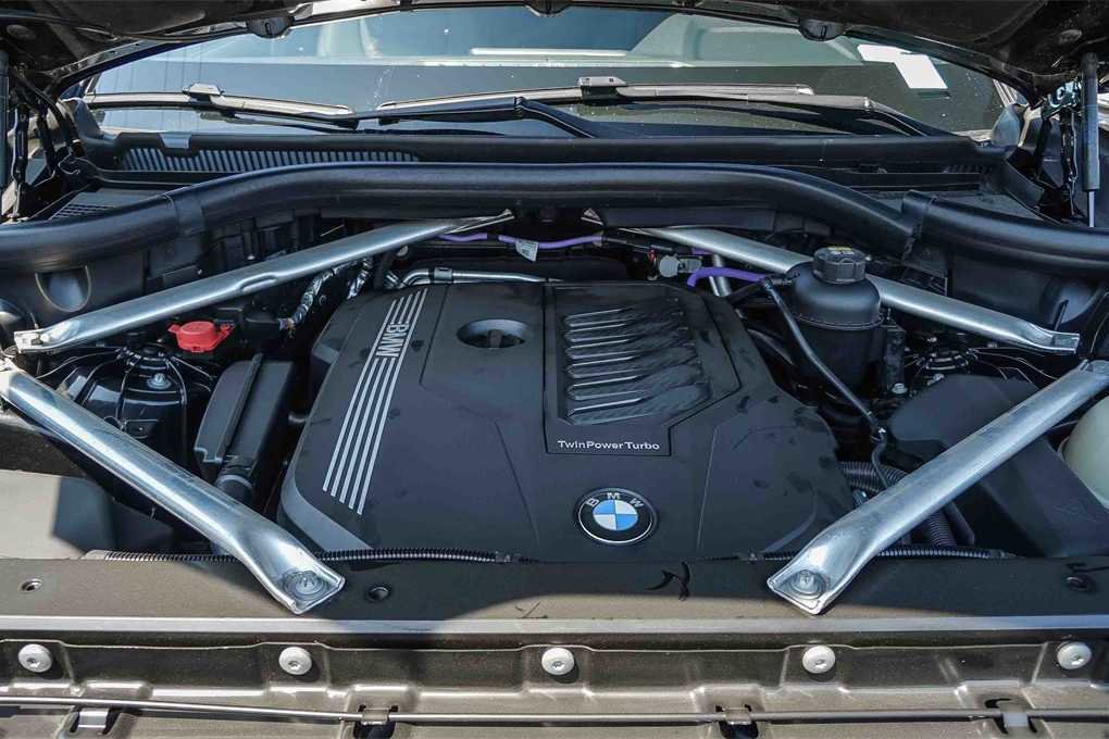 Used 2022 BMW X5 sDrive40i w/ Parking Assistance Package image 30