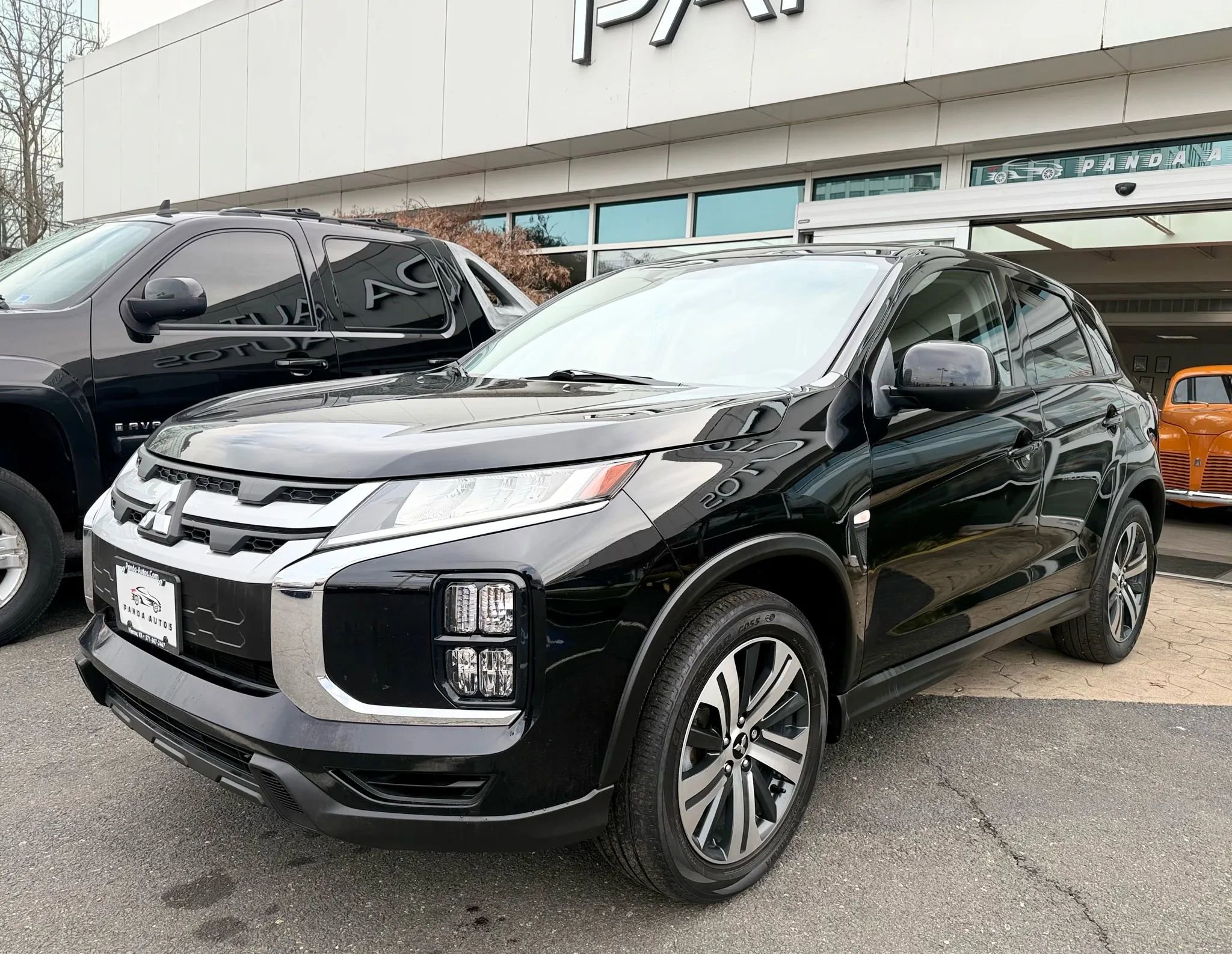 Used 2022 Mitsubishi Outlander Sport ES FWD image 3