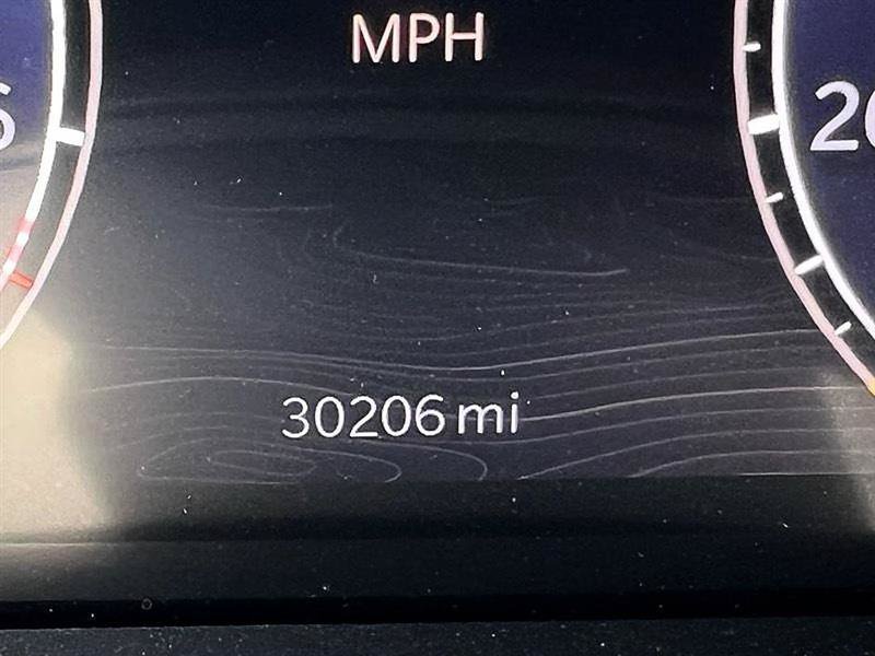 Used 2024 Jeep Grand Cherokee L Altitude AWD/4WD image 25