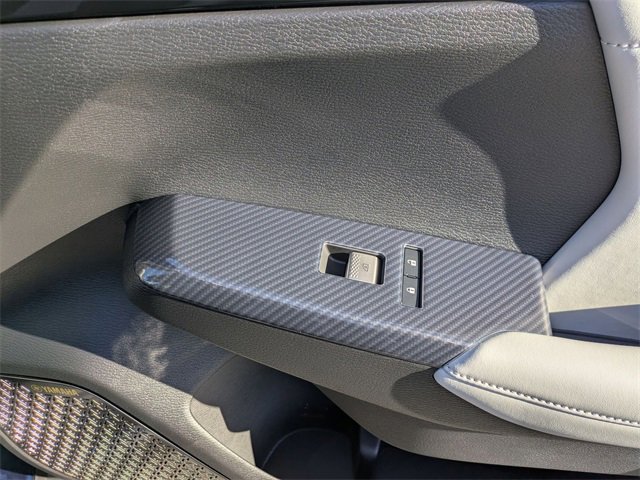 New 2025 Mitsubishi Outlander SE image 34