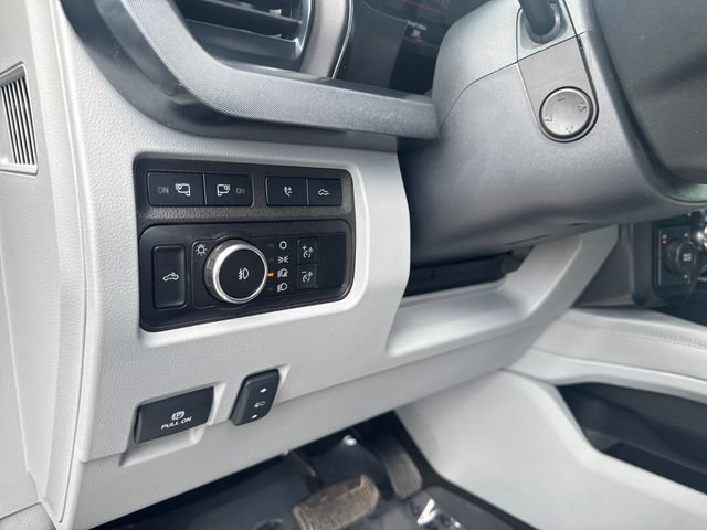 Used 2024 Ford F450 Limited w/ FX4 Off-Road Package AWD/4WD image 11