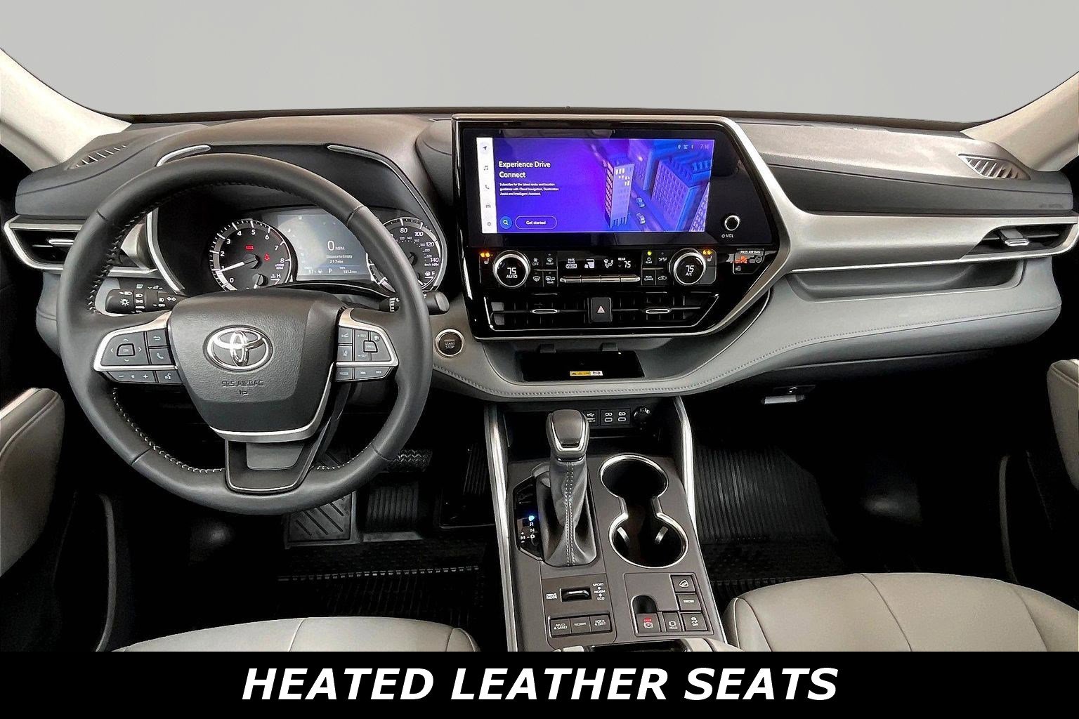 Used 2025 Toyota Highlander XLE image 8