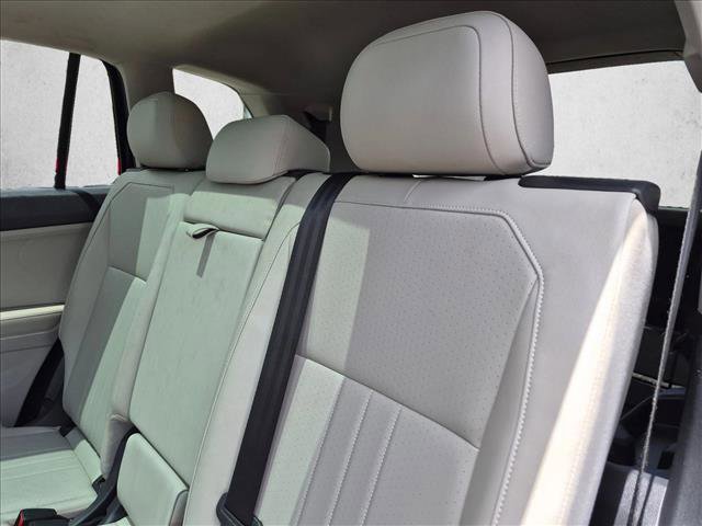 Used 2022 Volkswagen Tiguan SE FWD image 13