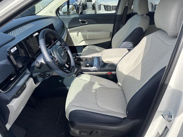New 2026 Kia Carnival EX FWD image 7