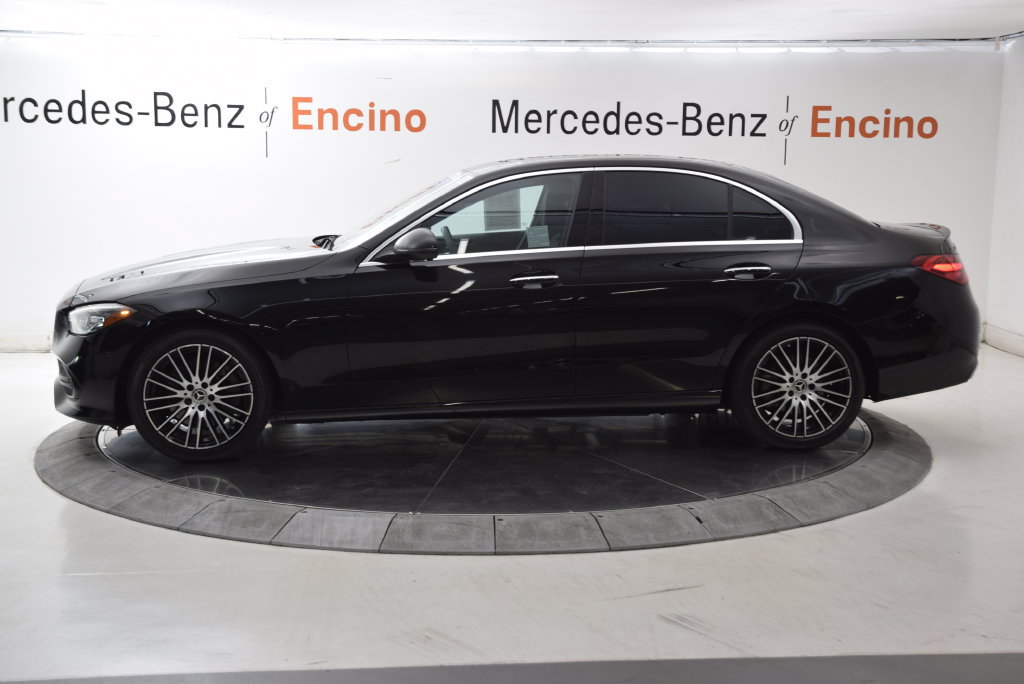 Used 2023 Mercedes-Benz C 300 Sedan image 3