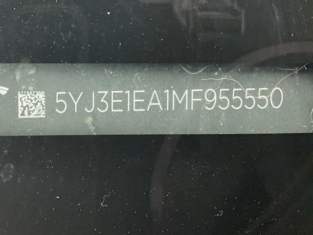 Used 2021 Tesla Model 3 Standard Range Plus image 29