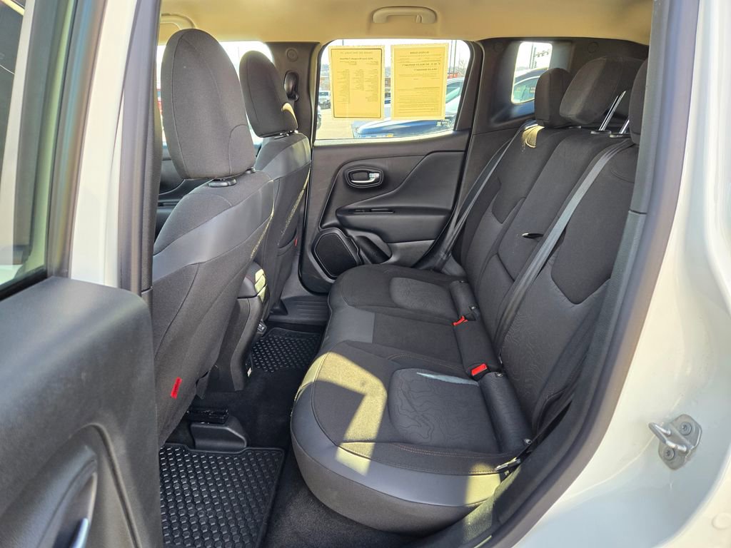 Used 2022 Jeep Renegade Trailhawk image 29