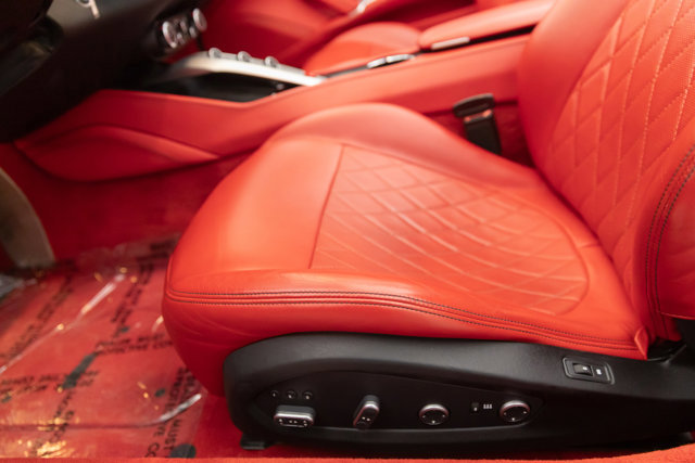 Used 2016 Ferrari California T RWD image 68