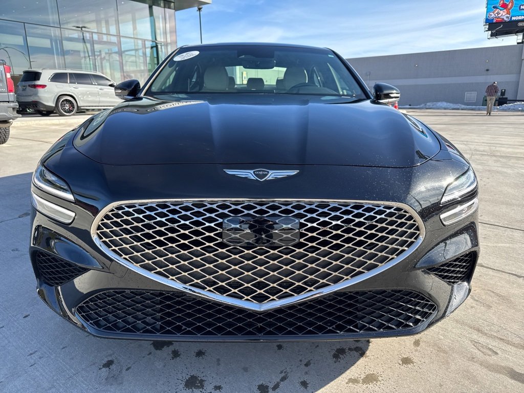 Used 2025 Genesis G70 2.5T image 2