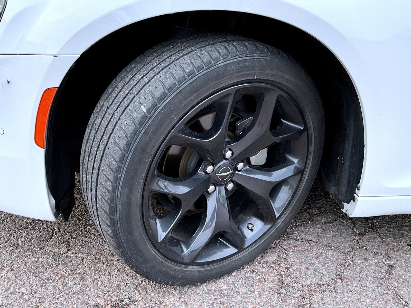 Certified 2022 Chrysler 300 S w/ Comfort Group RWD image 23