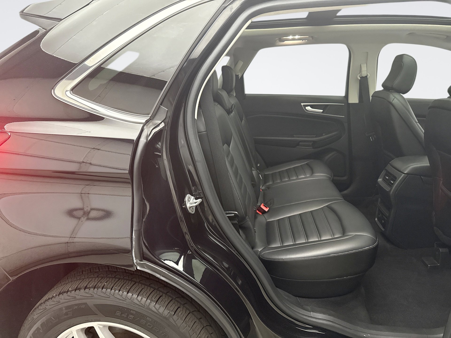 Used 2024 Ford Edge SEL w/ Convenience Package AWD/4WD image 19