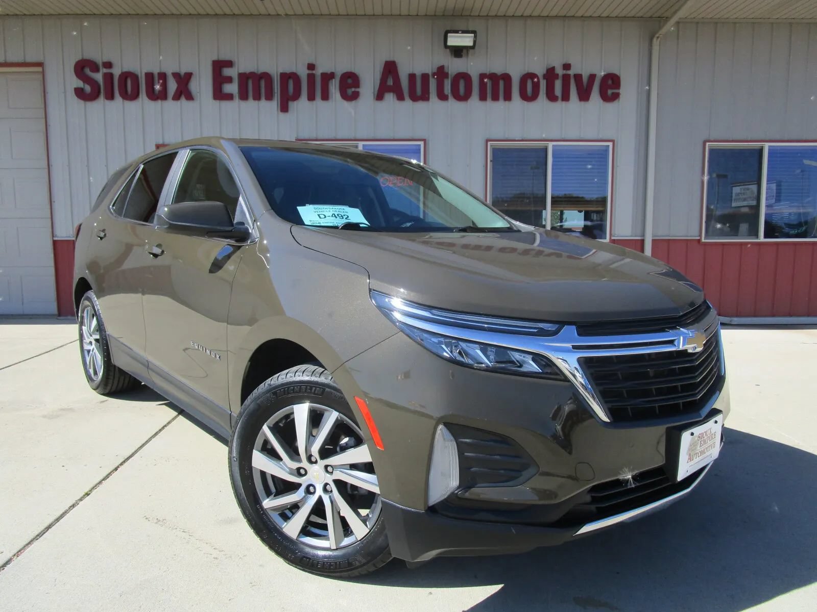 Used 2023 Chevrolet Equinox LT