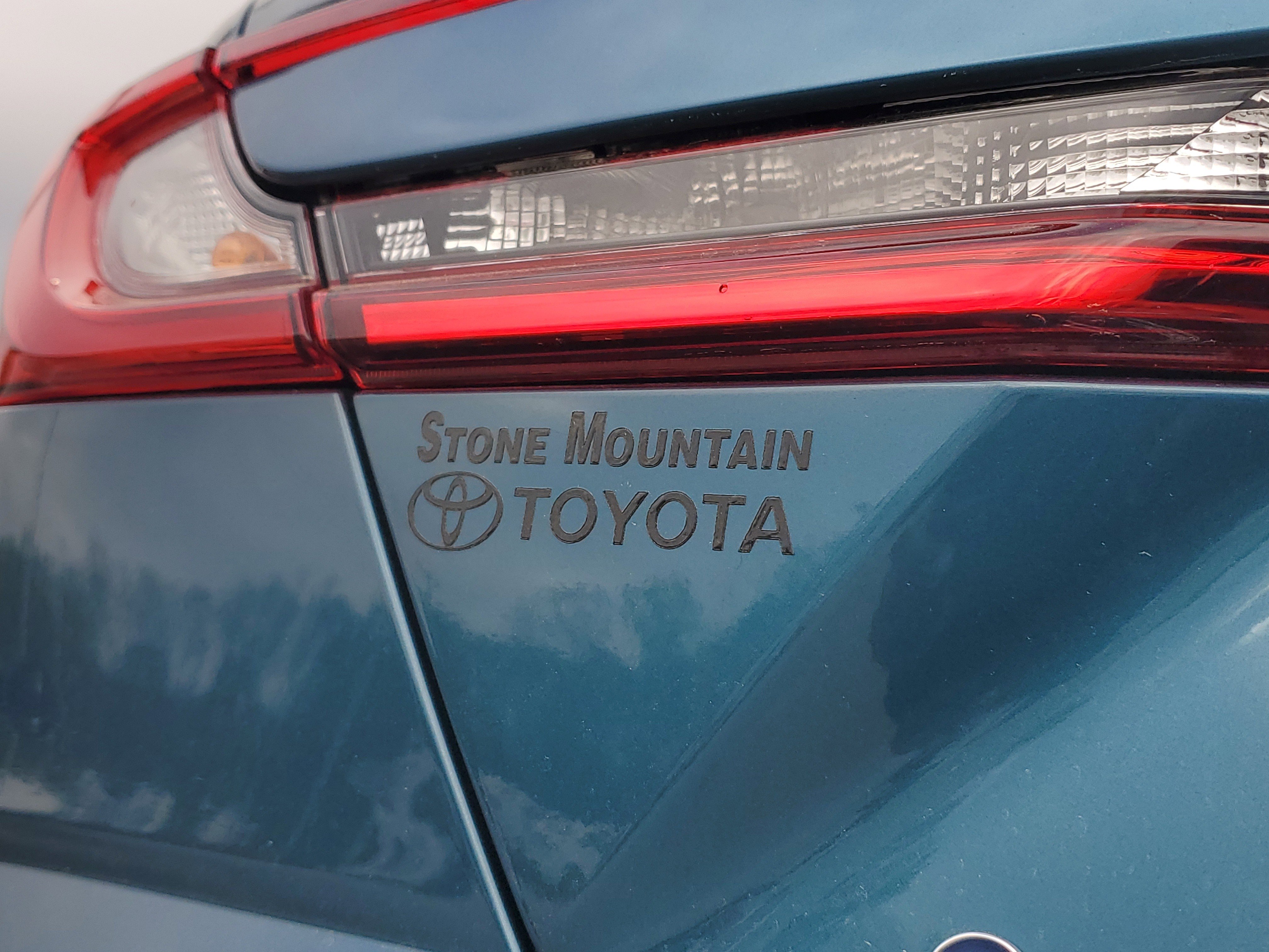 New 2026 Toyota Camry SE image 9