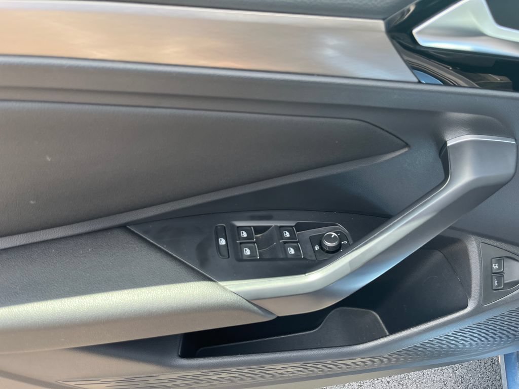 Used 2021 Volkswagen Jetta SEL Premium FWD image 10