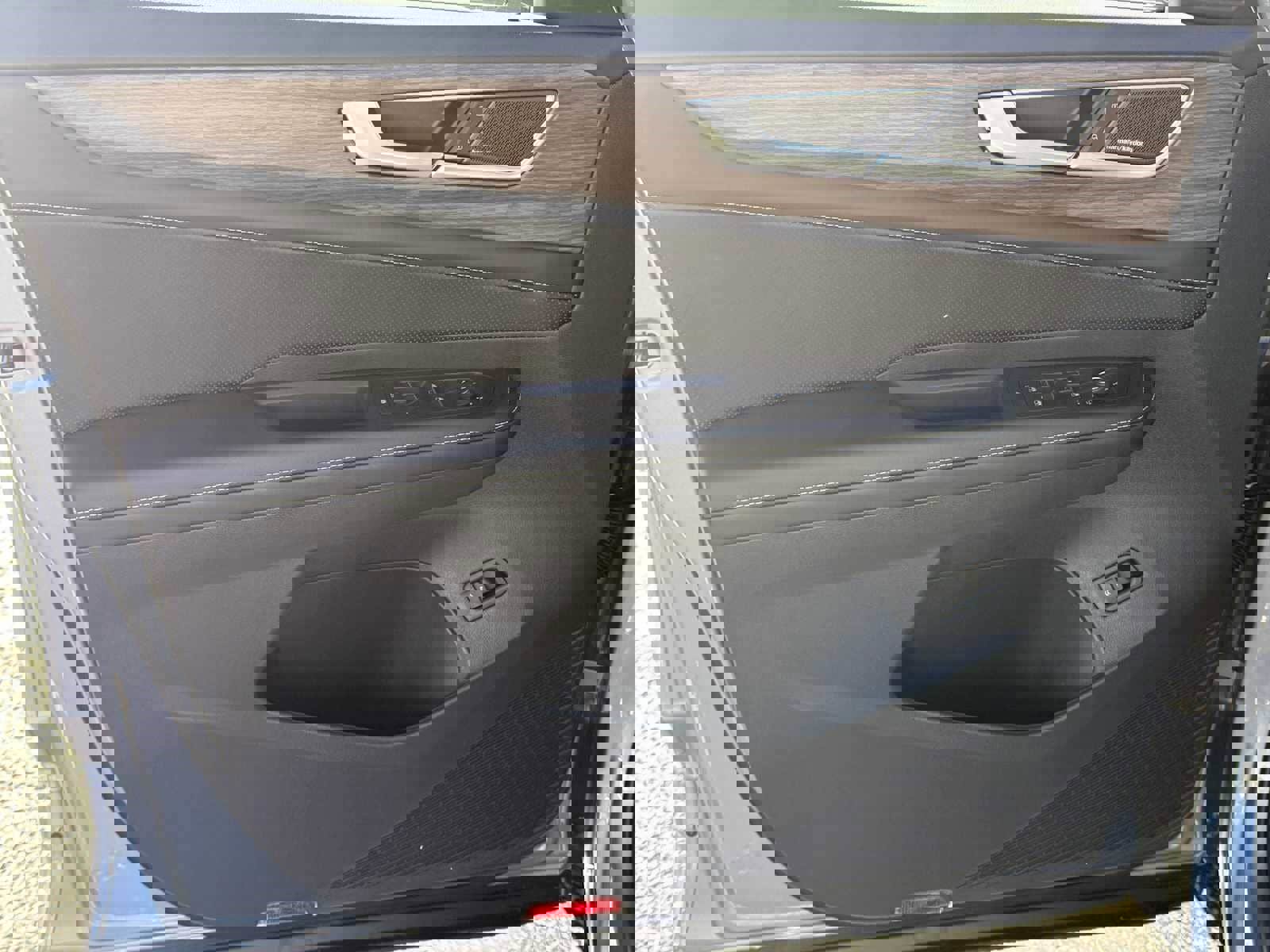 New 2026 Volkswagen Atlas SEL Premium R-Line image 7