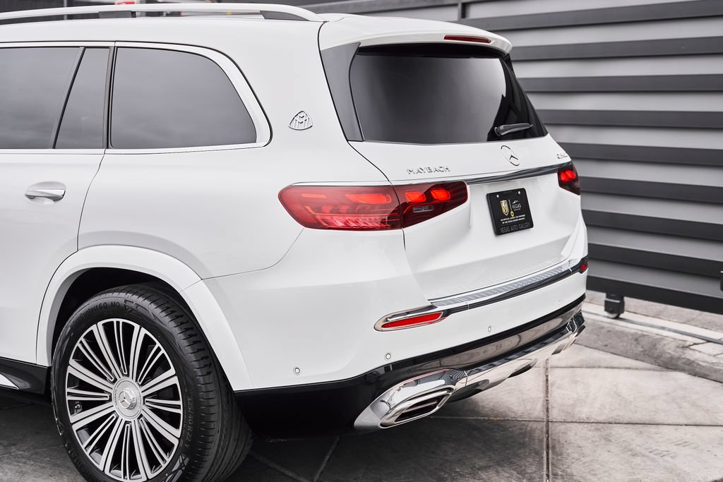 Used 2026 Mercedes-Benz Maybach GLS 600 4MATIC image 10