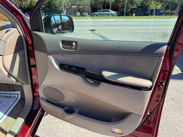 Used 2005 Toyota Sienna LE image 17