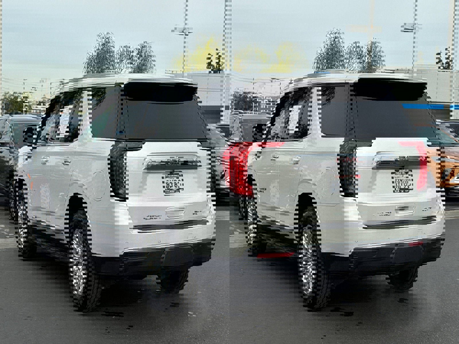 Certified 2021 GMC Yukon SLT w/ SLT Luxury Plus Package image 12