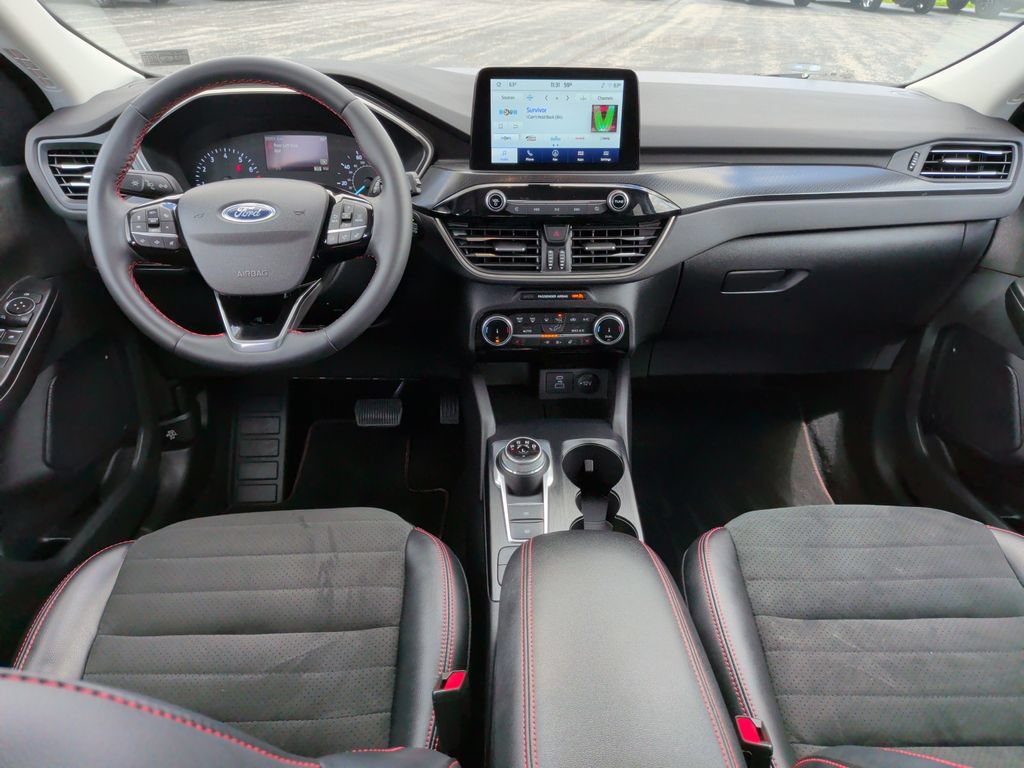 Certified 2022 Ford Escape SEL w/ SEL Stealth AWD Package video 2