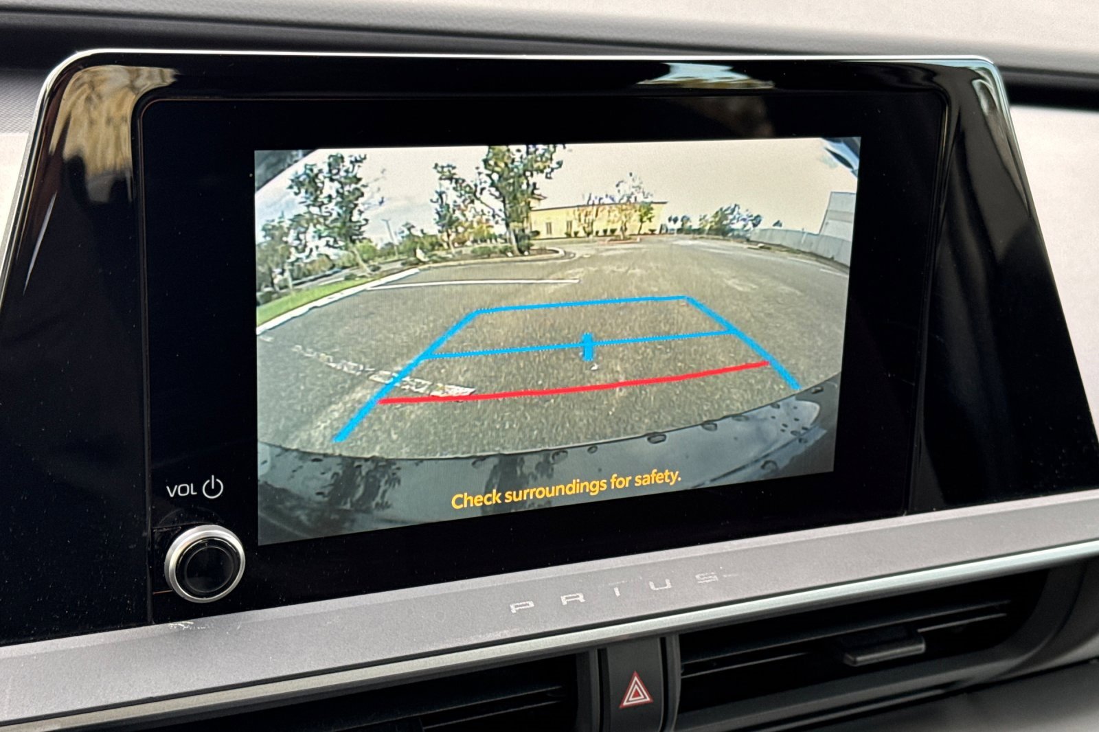 Used 2024 Toyota Prius LE image 22